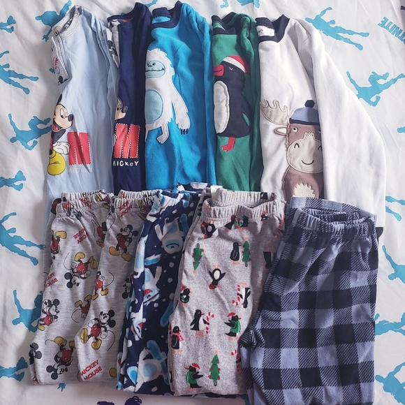 Other - 🍁 BUNDLE Boys Pajamas Sets Size 6 🍁